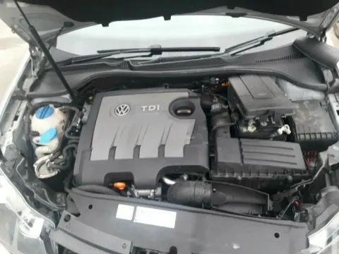 Article VW96V