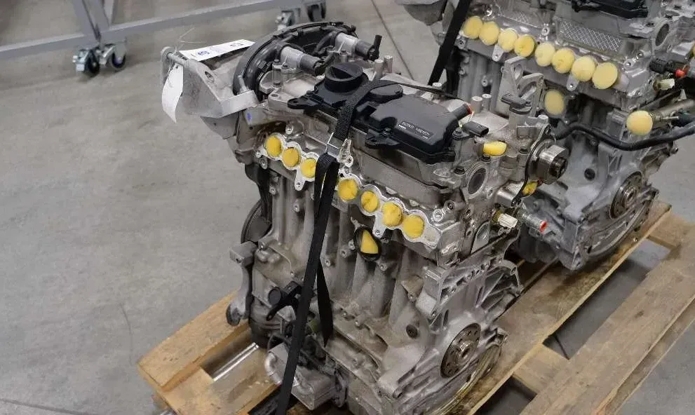 Motor Benzin - Volvo XC60 (2014) 6906217 36050816 48.880km - Bild 1