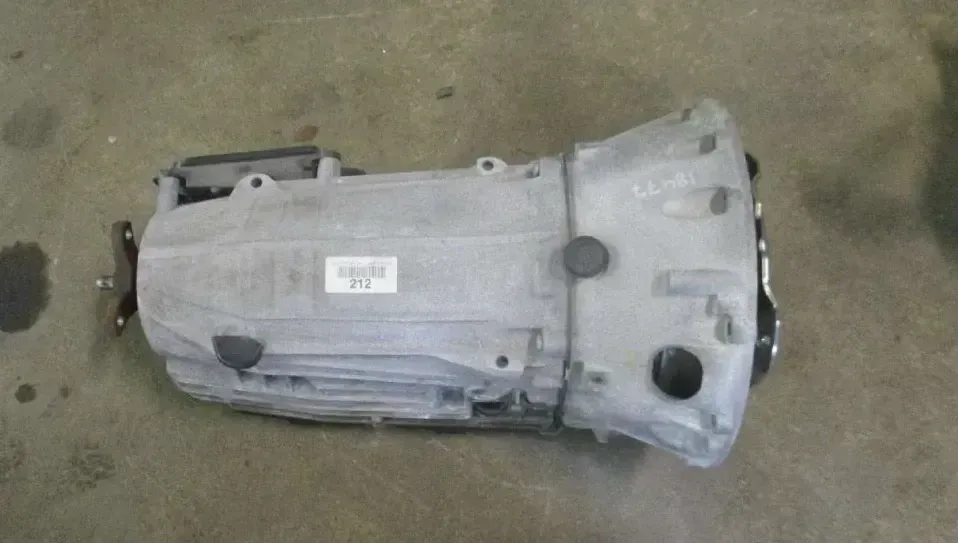 Automatikgetriebe - Mercedes E-Class 96 (2012) 722908 2122705204 90.100km - Bild 1
