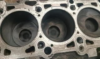 Motorblock 070103021L VW Transporter T5 Touareg BNZ - Bild 6