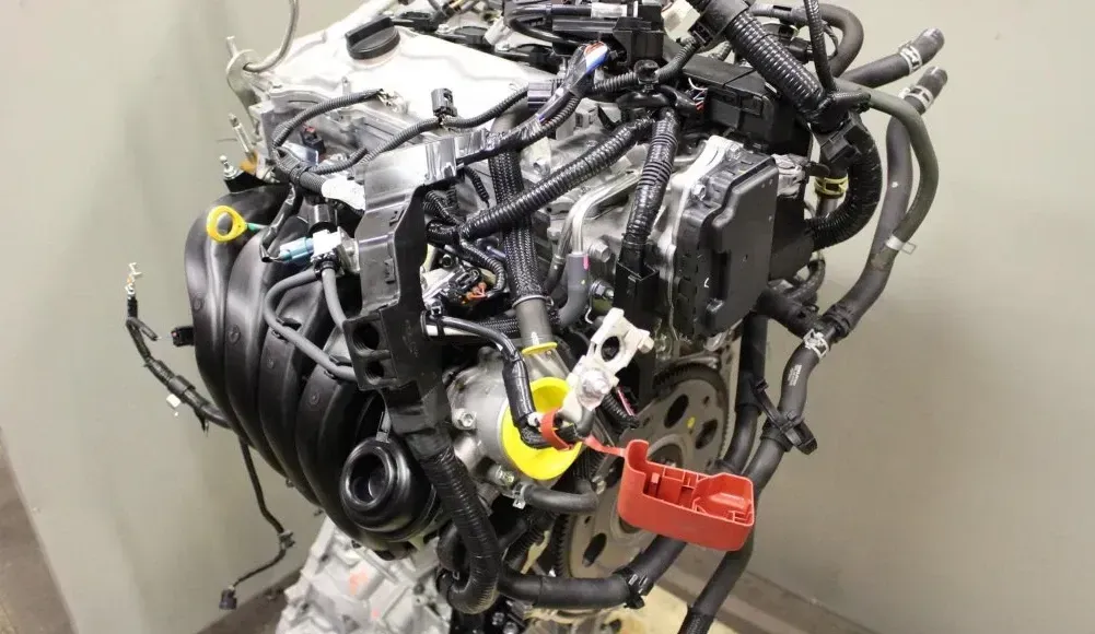 Motor Benzin - Toyota Avensis (2016) 3ZR-FAE 1900037761 13.640km - Bild 1