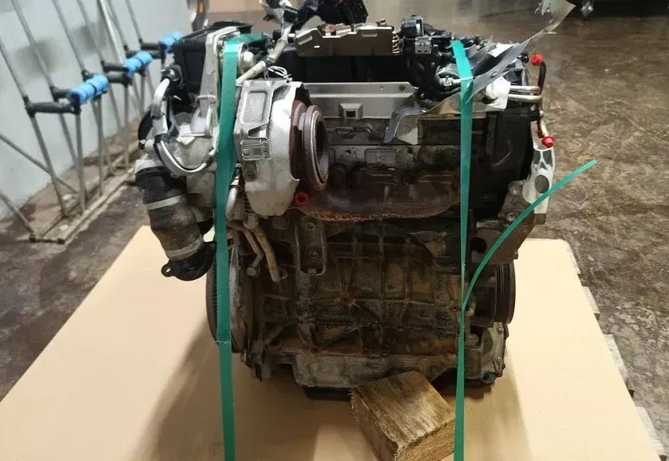 Motor Diesel - VW T-ROC (2021) DTTC 05L100032C - Bild 1