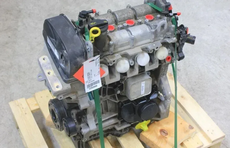 Motor Benzin - Skoda Rapid (2017) CWVB 04E100098KX 69.110km - Bild 1