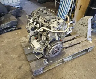 Motor Benzin - Skoda Octavia (2006) BVY 06F 100 035 A - Bild 1