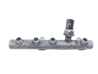 Einspritzleiste Verteiler links 059130089AJ VW Audi Q7 A5 A4 VW Phaeton - Bild 1