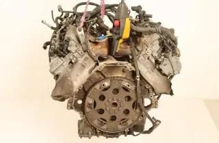 Motor Benzin - BMW 5-Series (2016) N63B44A 11002296776 - Bild 1