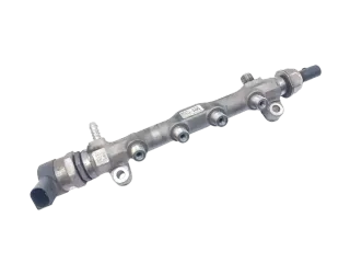 Einspritzleiste Verteiler 04L130089B VW Audi Seat Skoda - Bild 1