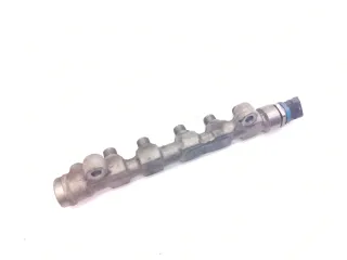 Einspritzleiste Verteiler 0445214175 Renault Trafic master Nissan Interstar - Bild 1