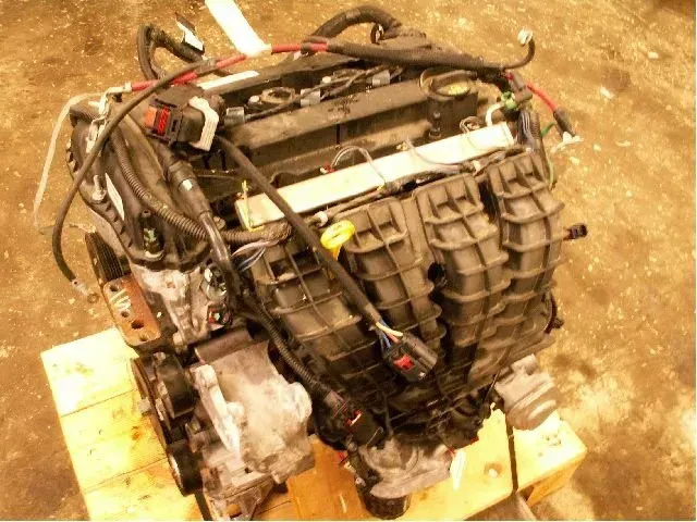 Motor Benzin - Dodge Caliber (2010) 300-08966 3.040km - Bild 1