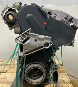 ORIGINAL Motor CLHA Audi Seat Skoda VW 1.6 TDI Diesel - Bild 4