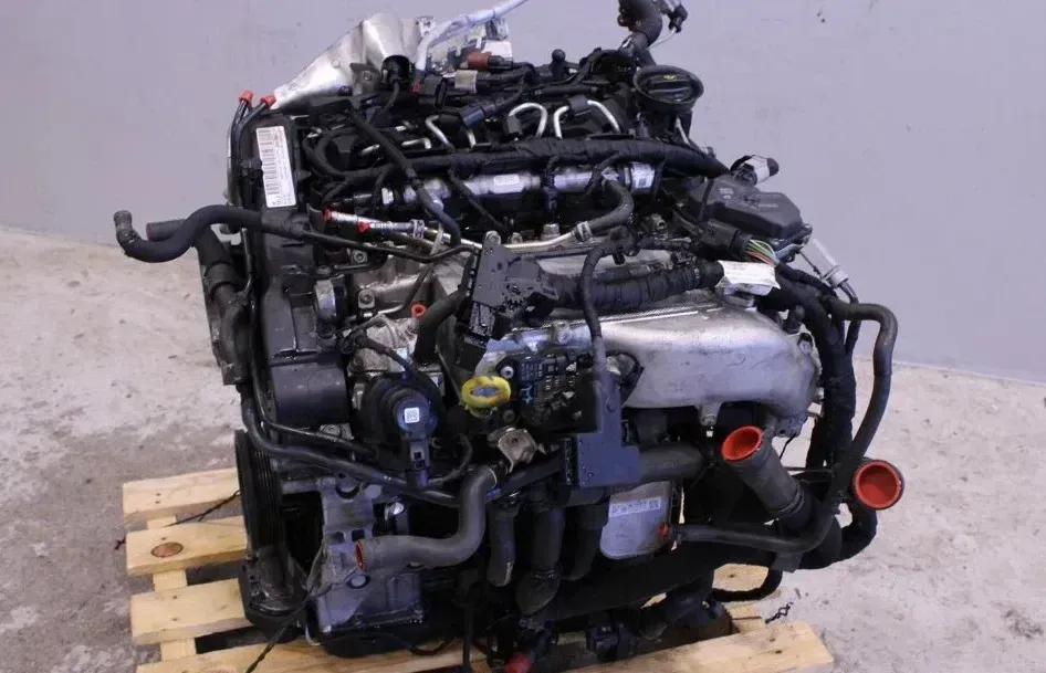 Motor Diesel - VW Caddy (2021) DTRC 05L100031R - Bild 1