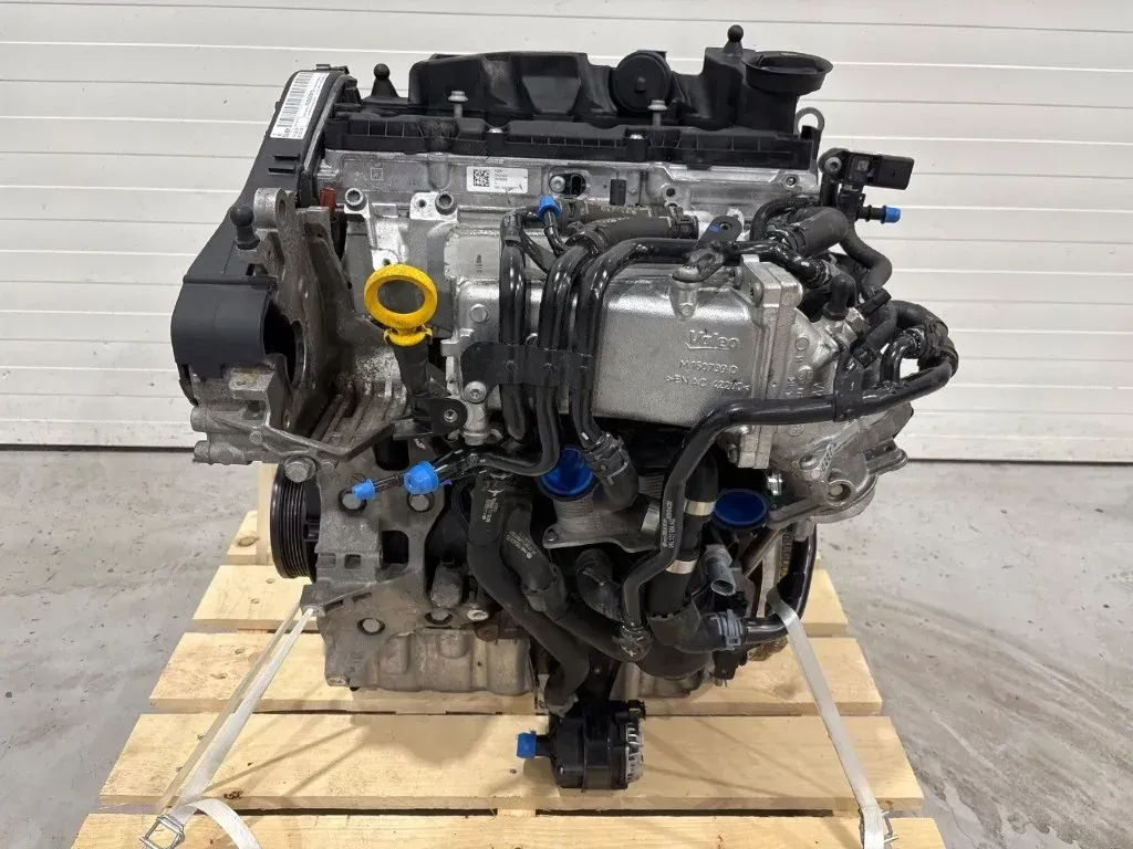Motor Diesel - Skoda Octavia (2020) DJGA 04L100038G 80.000km - Bild 1