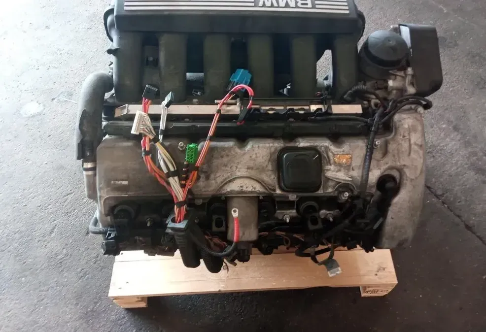 Motor Benzin - BMW 3-Series (2006) N52-B25A 11000415405 - Bild 1