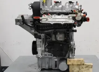 Motor Benzin - Seat Arona (2018) CHZL 04C100098DX 870km - Bild 1