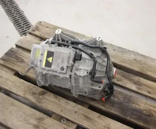Motor Elektro - Volvo XC60 (2024) B4204T52 74.180km - Bild 4