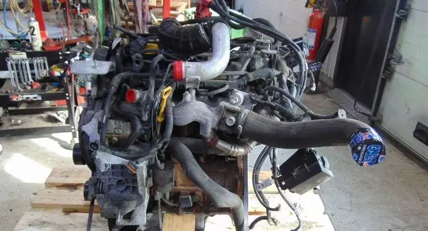 Motor Diesel - Chevrolet Captiva (2010) 96862841 - Bild 1