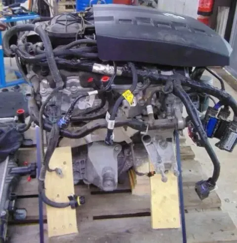 Background image for Motor Benzin - Chevrolet Camaro (2015) 19303678 80.000km