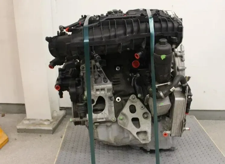 Motor Benzin - BMW 3-Series (2018) B48-B20B 11002455354 - Bild 1