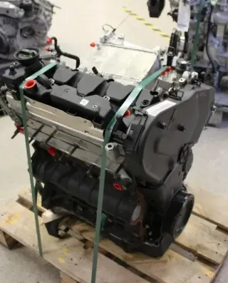 Motor Diesel - Audi A4, S4 (2020) DETA 04L100091C 64.130km - Bild 2