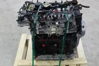 Motor Benzin - Audi Q3 (2021) DNPA 06Q100031F 39.850km - Bild 1