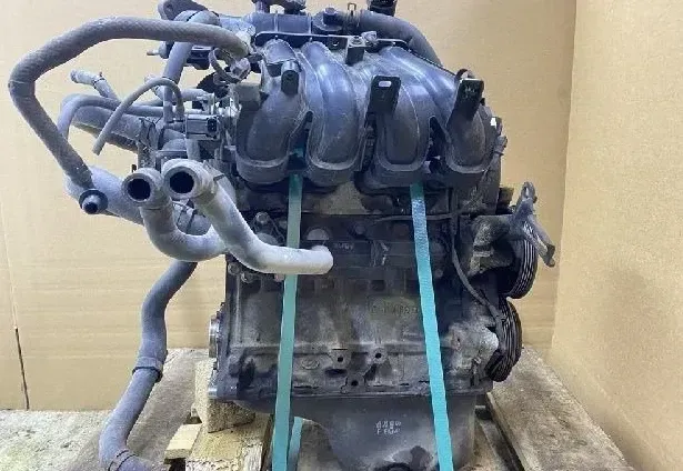 Motor Benzin - Hyundai i10 (2010) G4HGAM079817 21101 02V02A - Bild 1