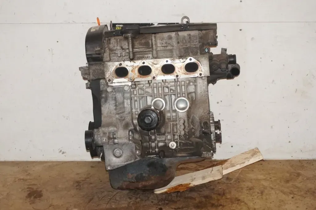 Motor Benzin - VW Polo (2012) CGGB 036 100 038 L - Bild 1
