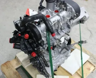 Motor Benzin - Skoda Octavia (2019) DKRF 04C100033KX 3.790km - Bild 2