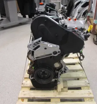 Motor Diesel - Audi Q3 (2018) DFTA 04L100092G 1.860km - Bild 2
