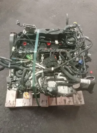 Motor Diesel - VW Tiguan (2020) CUAA 03N100090X - Bild 2