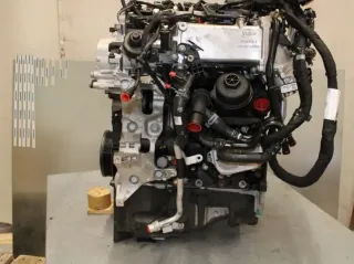 Motor Diesel - Audi Q5 (2019) DETA 04L100091CX 460km - Bild 3