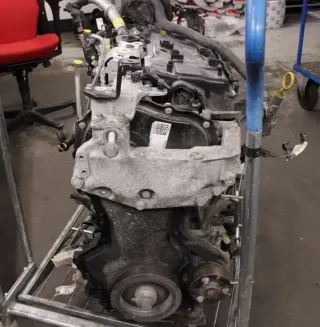 Motor Diesel - Renault Trafic (2021) M9R-710 8201742940 - Bild 2
