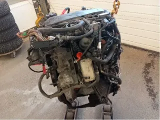 Motor Diesel - BMW 3-Series (2013) N47D20 11 00 2 334 004 - Bild 1