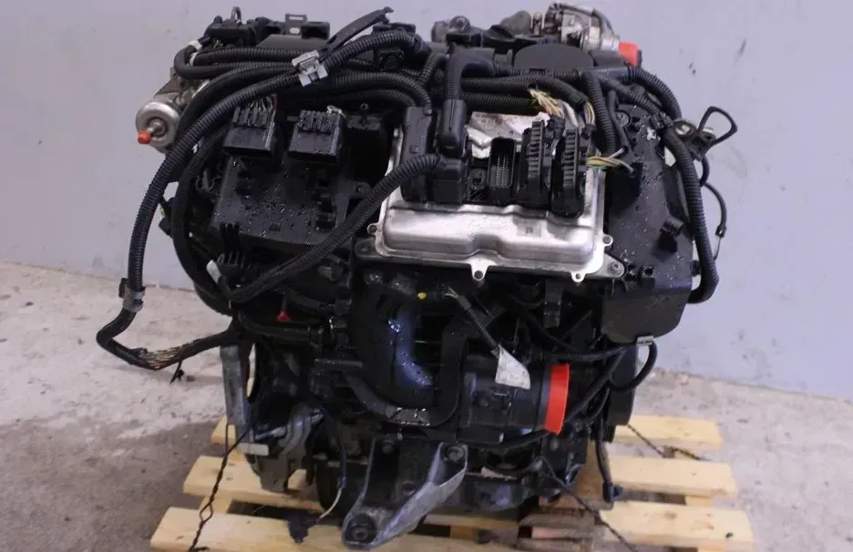 Motor Benzin - BMW 3-Series (2014) N13-B16A 11002344327 - Bild 1