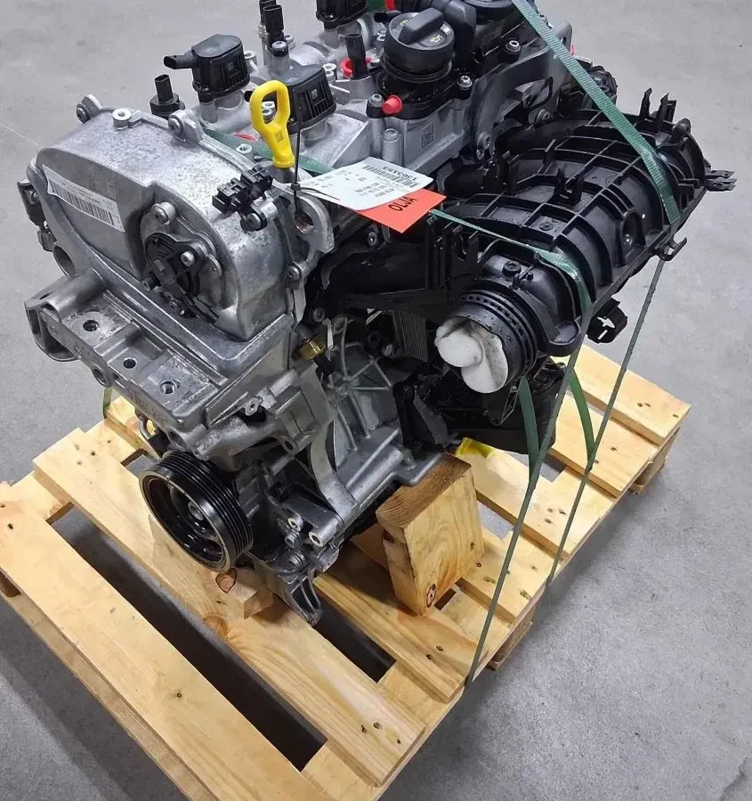 Motor Benzin - Audi Q2 (2023) DXDB 05E100032G 70.810km - Bild 1