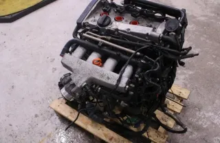 Motor Benzin - Audi A4, S4 (2008) BFB 06B100098LX - Bild 2
