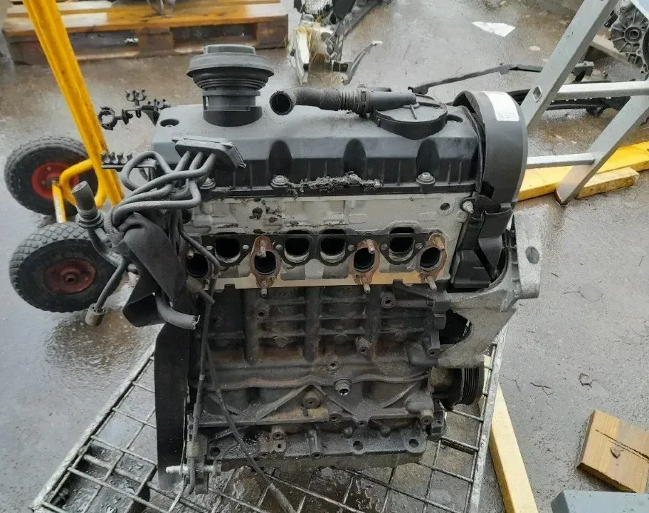 Motor Diesel - Skoda Octavia (2011) CAYC 03G 100 098 X - Bild 1