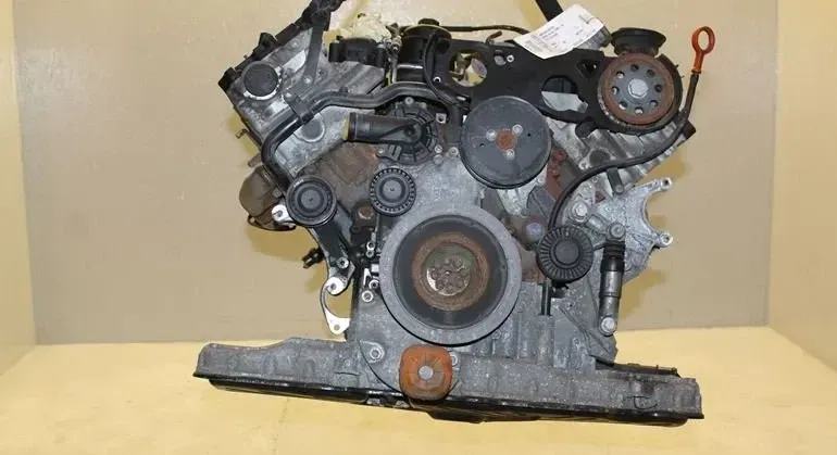 Motor Diesel - Audi A6, S6 (2008) BSG 059 100 033 A - Bild 1