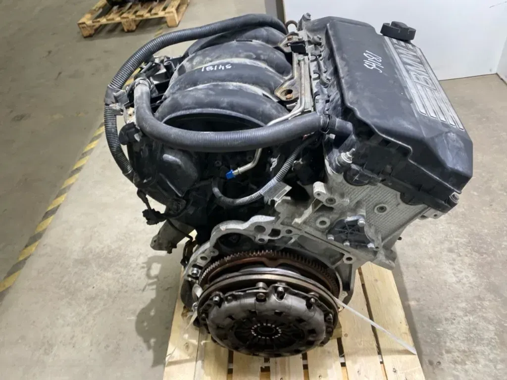 Motor Benzin - BMW 1-Series (2004) N45B16A 11000430923 - Bild 1