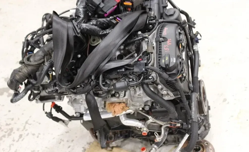 Motor Benzin - Audi A4, S4 (2014) CJEB 06L100032G - Bild 1