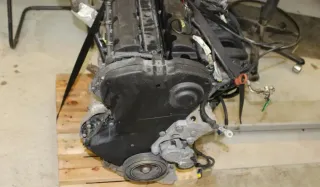 Motor Benzin - Citroen C5 (2006) RFJ 0135KL 107.590km - Bild 2