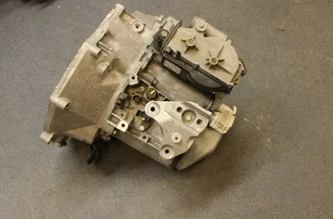 Automatikgetriebe - Citroen C3 (2011) 8FP 2231Q4 6.720km - Bild 1