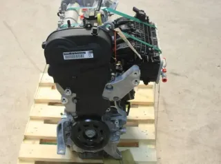 Motor Benzin - Audi A3, S3 (2021) DGEA 04E100038F 4.810km - Bild 2
