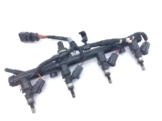 Einspritzleiste Verteiler 06K133681C  VW Audi Seat Skoda - Bild 1