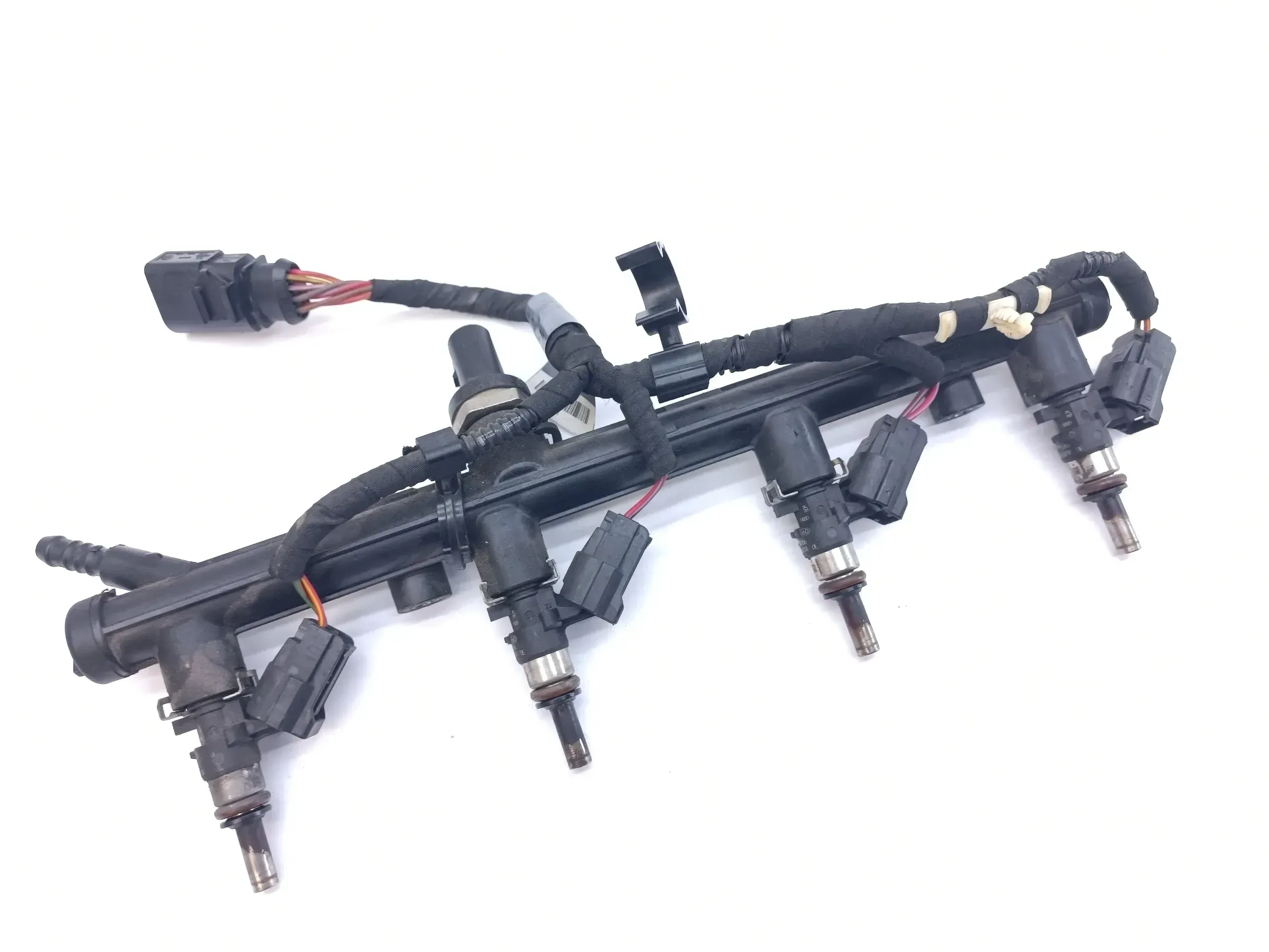 Einspritzleiste Verteiler 06K133681C  VW Audi Seat Skoda - Bild 1