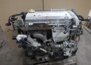 Motor Benzin - Opel Vectra (2004) 55353719 - Bild 1