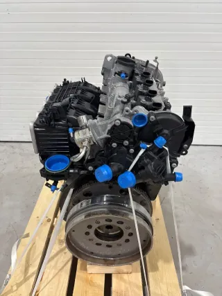 Motor Benzin - Audi A4, S4 (2017) CVNA 04E100033N 87.040km - Bild 3