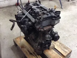Motor Benzin - Toyota Auris (2014) 1NR-FE 92.870km - Bild 2