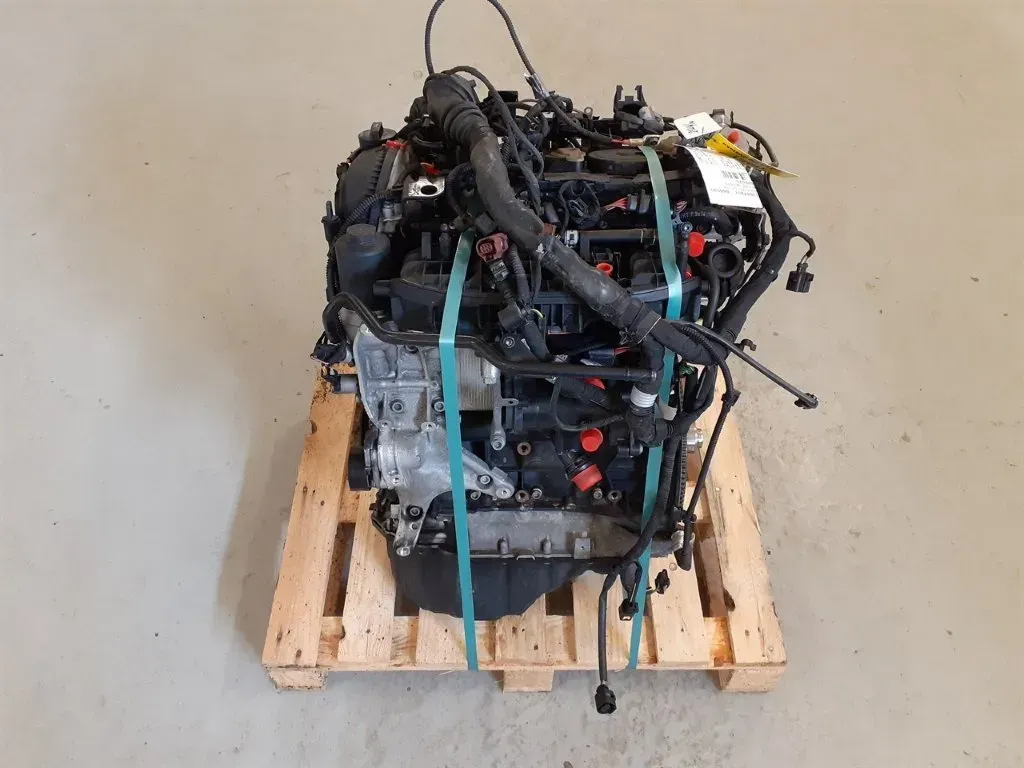 Motor Benzin - Audi A5 (2014) CNCD 06L100032L - Bild 1