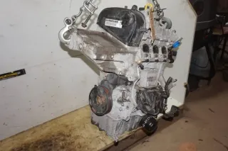 Motor Benzin - VW Golf (2017) CHZC 04C 100 098 E 108.950km - Bild 2
