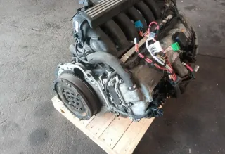 Motor Benzin - BMW 3-Series (2006) N52-B25A 11000415405 - Bild 2